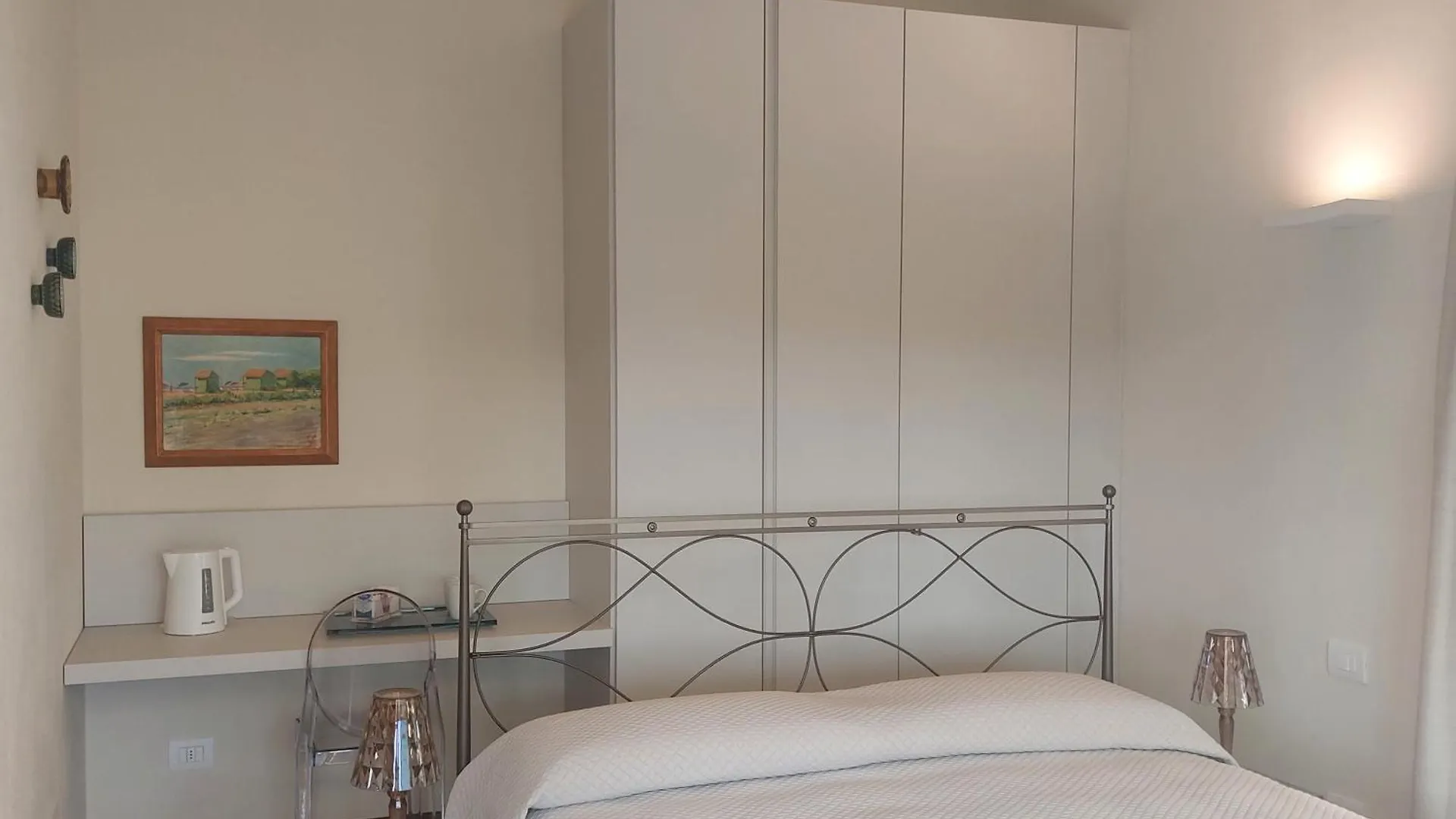 Slowersilia Bed And Breakfast Lido di Camaiore Alojamento de Acomodação e Pequeno-almoço