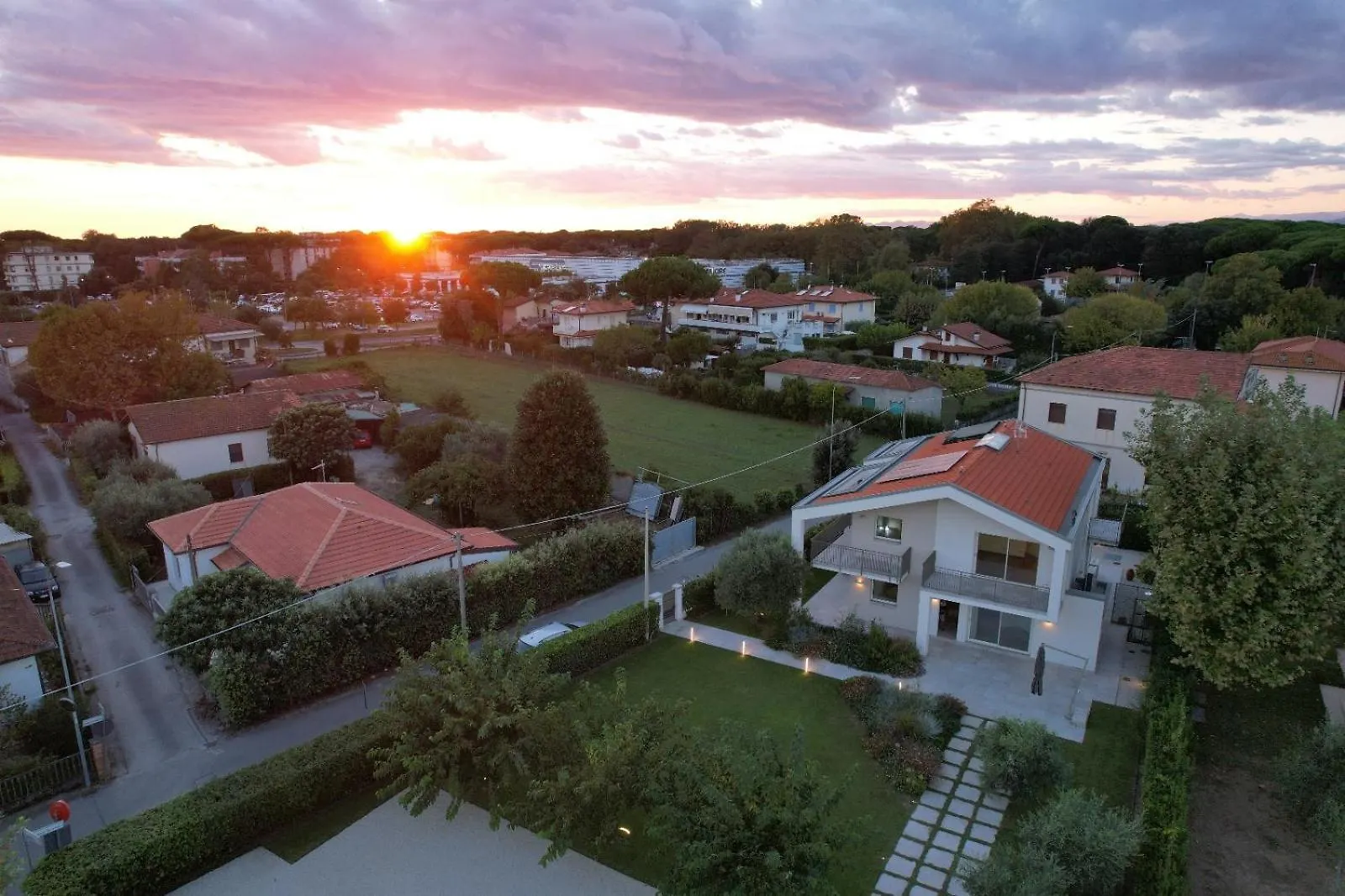 Slowersilia Bed And Breakfast Lido di Camaiore