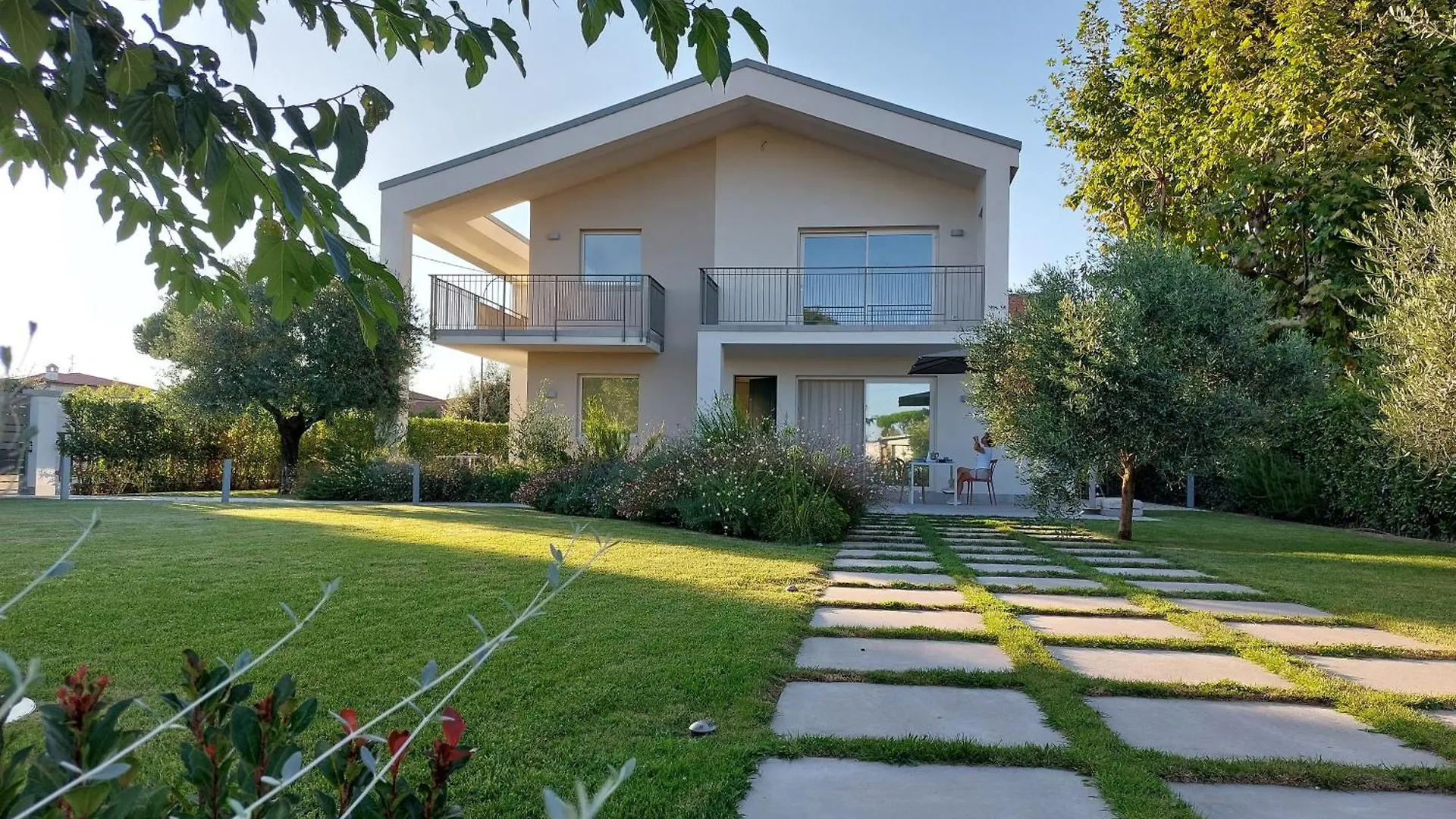 Slowersilia Bed And Breakfast Lido di Camaiore